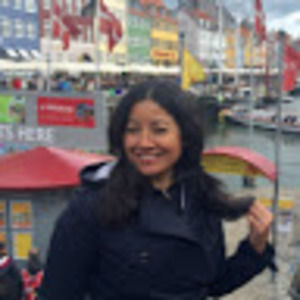 Meet your Posher, Estela